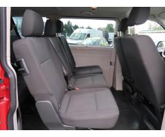 Volkswagen Caravelle 2,0 TDi,110kW,1maj,8míst,DPH - 18