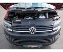 Volkswagen Caravelle 2,0 TDi,110kW,1maj,8míst,DPH - 22