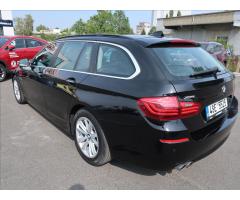 BMW Řada 5 2,0 525d,xDrive,Navi,panorama - 4