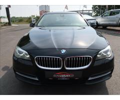 BMW Řada 5 2,0 525d,xDrive,Navi,panorama - 7