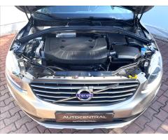 Volvo XC60 2,4 ,D4,AWD 2.4,140kW,STK 6/26 - 8