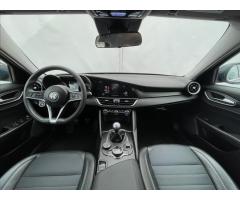 Alfa Romeo Giulia 2,2 JTDM,132kW,servisní kniha - 23