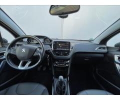 Peugeot 2008 1,2 i,81kW,po servisu,STK 8/26 - 16