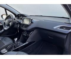 Peugeot 2008 1,2 i,81kW,po servisu,STK 8/26 - 17