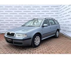 ŠKODA SUPERB COMBI 2.0TDI 140 LAURIN&K 4X4 DSG 7ST