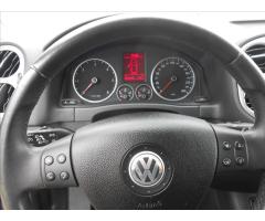 Volkswagen Tiguan 2,0 TDI 103 kW 4x4 Automat - 24
