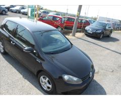 Volkswagen Golf 1,6 TDI 77kW VI.  Serviska - 30