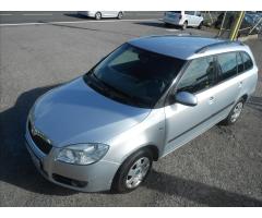 Škoda Fabia 1,2 12V HTP Elegance Combi CZ - 25