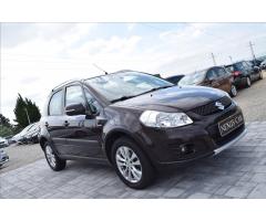 Suzuki SX4 2,0 99KW 4X4 KEYLESS NAVIGACE - 4