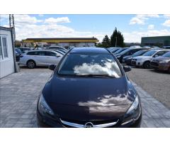 Ford Mondeo, ST 2.0 Hybrid ecvT Auto 1 MAJITEL