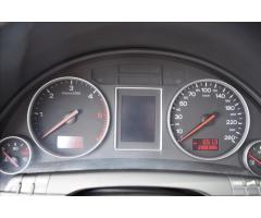 Audi A4 1,9 TDI 74kW ALU BOSSE - 31