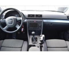 Audi A4 2,0 TDI 103KW QUATTRO AVANT - 25