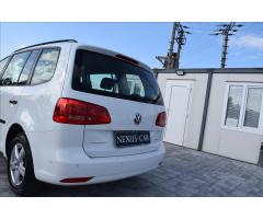 Volkswagen Touran 1,6 TDI 77KW TAŽNÉ PO SERVISU - 12