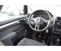 Volkswagen Touran 1,6 TDI 77KW TAŽNÉ PO SERVISU - 26