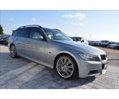 BMW Řada 3 3,0 330dx 170Kw Touring - 3