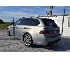 BMW Řada 3 3,0 330dx 170Kw Touring - 6