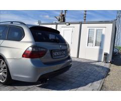 BMW Řada 3 3,0 330dx 170Kw Touring - 11