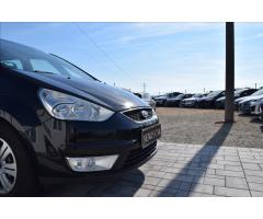 Ford Galaxy 2,0 TDCi 103kW •7 MÍST• SERVIS - 13