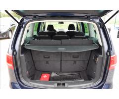 Volkswagen Sharan 2,0 TDI 103KW 4X4 7MÍST SERVIS - 24