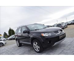 Mitsubishi Outlander 2,0 DI-D 103KW 4X4 TAŽNÉ ALU - 4