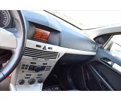 Opel Astra 1,9 CDTI 74KW KLIMA TEMPOMAT - 37