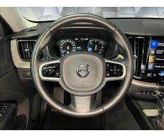 Volvo XC60 B4 AWD MOMENTUM PRO, FULL LED, APPLE CAR PLAY - 13