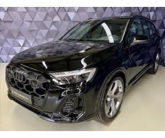 Audi Q3 S tronic DSG Zlevněno o 22 000 Kč