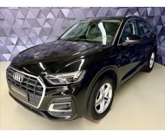 Audi Q3 S tronic DSG Zlevněno o 22 000 Kč