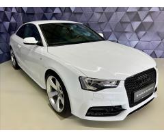 Audi Q3 S tronic DSG Zlevněno o 22 000 Kč