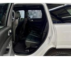 Jeep Grand Cherokee V6 CRDi OVERLAND, HARMAN&KARDON, VZDUCH, PANORAMA - 12