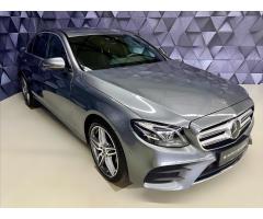 Mercedes-Benz Třídy E 350d 4MATIC AMG, HEAD UP, 360° KAMERA, KEYLESS - 4