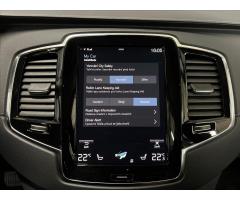 Volvo XC90 B5 AWD INSCRIPTION, KEYLESS, TAŽNÉ, CARPLAY - 17