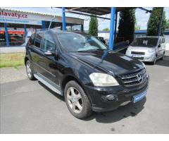 Mercedes-Benz Třídy M 3,0 ML 280 CDI 4Matic BlueEFFICIENCY - 3