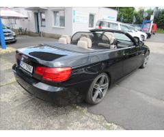 BMW Řada 3 2,0 320d Cabrio - 6