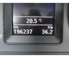 Volkswagen Touran 1,6 TDI 77kW 5 míst - 14