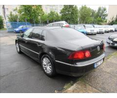 Volkswagen Phaeton 3,0 TDI 4MOT Aut. Tipt. - 4