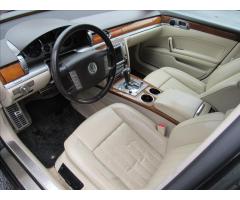 Volkswagen Phaeton 3,0 TDI 4MOT Aut. Tipt. - 9