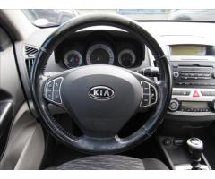 Kia Ceed 1,6 CRDi 85kW Exclusive - 12