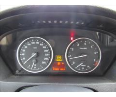 BMW X5 3,0 xDrive30i Automat - 13