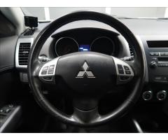 Mitsubishi Outlander 2,3 DI-D MIVEC 4WD/6MT - 12