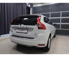 Volvo XC60 2,4 D4 Momentum AWD AUT ČR - 6