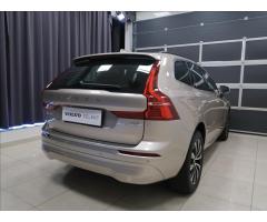 Volvo XC60 2,0 B4 Core AUT - 6