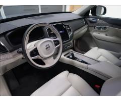 Volvo XC90 2,0 B5 AWD AUTl Plus Dark - 8