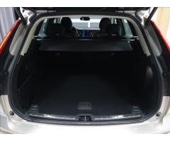 Volvo XC60 2,0 B4  AUT Core - 10