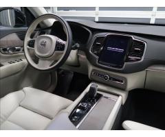 Volvo XC90 2,0 B5 AWD AUT Plus Dark - 16