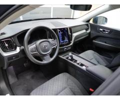 Volvo XC60 2,0 B4 FWD Core AUT - 8