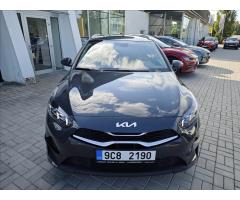 Kia Ceed 1,5 T-GDI  SW TOP - 9