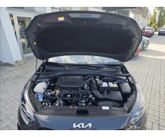 Kia Ceed 1,5 T-GDI  SW TOP - 19