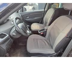 Renault Scénic 1,9 dCi Grandtour - 7 míst - 10