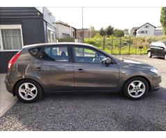 Hyundai i30 1,6 CRDi VGT 66kW Comfort - 8